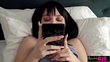 “Đây Là Cặc Mày À?” Chị Kế Bị Địt Sau Khi Phát Hiện Ảnh Cặc Của Em Trai Kế Tập 13 Phần 6